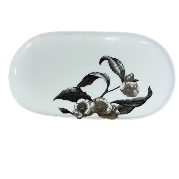 Caskata Other - Caskata dogwood China platter 12” oval made in usa white black 23k gold paint